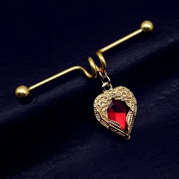 1 Kus zlata červené srdce visiace Priemyselné Činku 316L Nerezovej Ocele Módne Náušnice Priemyselné Piercing Body Šperky