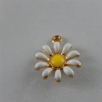 10 Kusov-Pack Zliatiny Biela+Zlato Smalt Sun Flower Prívesok Charms Ručné 16*13*3 mm 50992