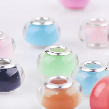 100ks SHEAUTY Korálky Živice Európskej Kúzlo Perličiek Kolo Náhodných Strieborný Tón Otvor Candy Farby Lacné Plastové Dištančné Charms