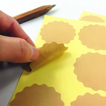100ks/veľa Prázdne kvet dizajn Kraft papier samolepiace tesnenie nálepky DIY štítky pre ručné tortu Sušienky Pečenie dekorácie