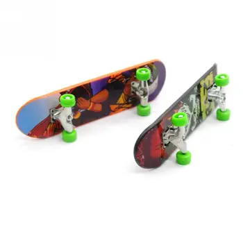 10pcs/set Hmatníkom Mini Prst Skateboard Plastové Prst Skate Skúter Throwbacks Pôvodné Chlapci Mini Skateboard Hračka