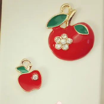 10pcs/veľa červené jablko prívesok, veľkosť 10*13mm alebo 17*22 mm zliatiny smalt Kúzlo DIY príslušenstvo náhrdelník náramok headdress ručné