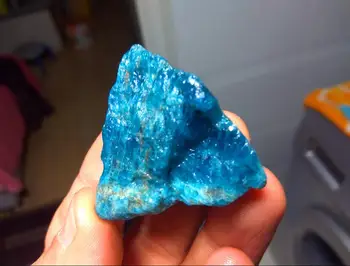 110gNatural Krásne Modré Apatitu Crystal Kameň Drsné Prírodné Minerálne Vzor