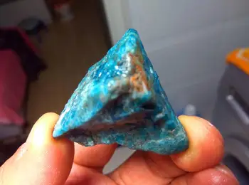 110gNatural Krásne Modré Apatitu Crystal Kameň Drsné Prírodné Minerálne Vzor
