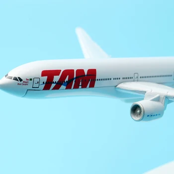 16 cm Brazília TAM Letecká spoločnosť Boeing 777 Rovine Model zliatiny modelu lietadla leteckej model Lietadla, Lietadlo Model Stáť Plavidlá, 1:400