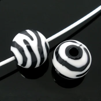 200Pcs Zebra Prekladané White & Black Kolo Akryl Dištančné Perly Perles Perlas DIY Šperky Zistenia 12 mm