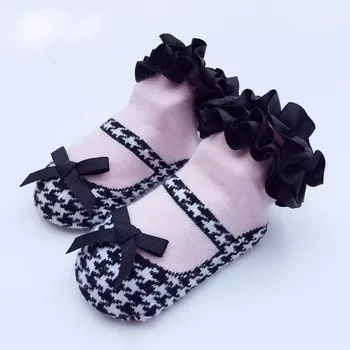 2016 Baby Girl Ponožky Bavlna Novonarodené Deti Vianočné Ponožky Santa Darček k Narodeninám Princezná Baby Girl Ponožky s Luky Roztomilý Značky 0-12M