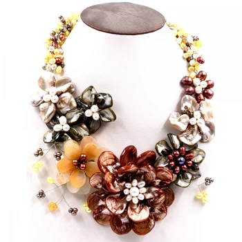2017 Európe značky Luxusné perleť shell žltý kameň sladkovodné perly chokers náhrdelník Choker Náhrdelníky