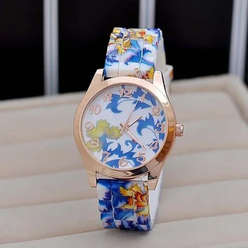 2017 Hot Luxusné Nový Silikónový Remienok Hodiniek Krásny Kvet Porcelánu Dizajn Náramkové hodinky Ženy, Študenti, Dievčatá Darček k Narodeninám LL