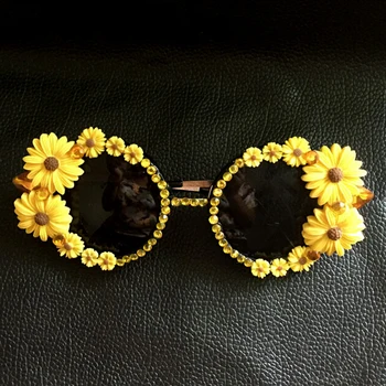 2017 nové retro retro slnečné okuliare kovové kvet Barokový slnečné okuliare Chryzantéma Drahokamu dizajn luxusné slnečné okuliare Slnečné Pláže