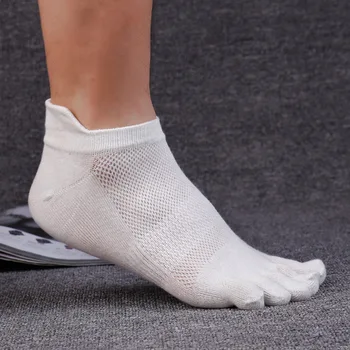 2018 nové bavlna päť prstov ponožky mužov zábavné ponožky jar leto prst samostatné ponožky muž priedušná oka pôvodné priame