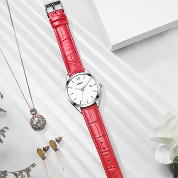 2018 nové luxusné dámske hodinky jednoduché módy ženy quartz hodinky s kalendárom biela zelená kožené nepremokavé wristwatches2625