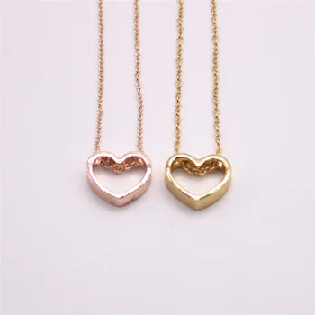 30PCS/veľa Módne Jednoduché tvare srdca náhrdelníky pre ženy veľkoobchod a zmiešané farby doprava zadarmo