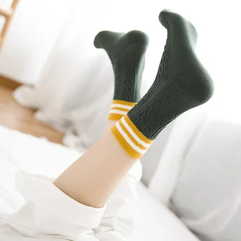5 Párov Žien 75% Bavlna Krátke Ponožky Jeseň Zima Pohodlné Starostlivosť O Pleť Škole Štýl Roztomilý Ženy Ponožka Pevné Pruhované Ponožky Meias