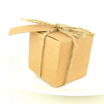 50pcs Námestie DIY Kraft Box Papier Taška Svadobné Box Candy Box Pre Svadobné Dekorácie S Názvom Karty Darčeka Svadobné Zdvorilosti