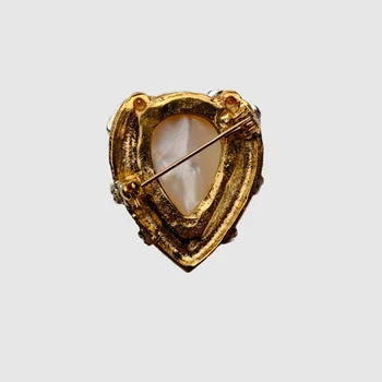 Amorita boutique pearl srdce dizajn Brošne