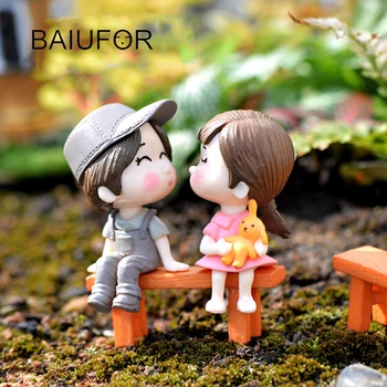 BAIUFOR 3ks/veľa Bábiky plastové remesiel rozprávková záhrada miniatúry terárium figúrky pre domova ozdoby cartoon milenca + lavice