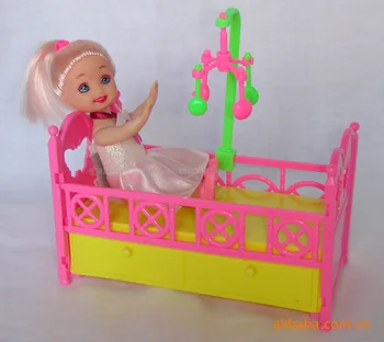 Barbie bábika príslušenstvo hrať dom je k dispozícii malé zmätený dieťa vzdelávacie hračky malé bábiky Kelly špeciálne posteľ