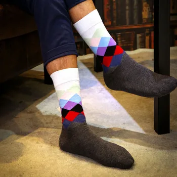 [COSPLACOOL] Módne bavlnené ponožky páni farebné ponožky Prešívaný Žakárové line hit farba podnikania Voľný čas mužov ponožky