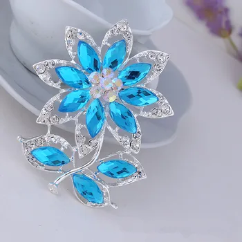 DIEZI Nové Kytice Fialová Crystal Brošňa Pre Svadobné kórejský Kvet Sklo Drahokamu Nevesta Brošňa Kolíky Ženy Brošňa