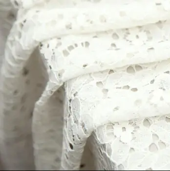 Dovoz z vysoko kvalitnej bavlny, výšivky, čipky troch-dimenzionální openwork textílie košeľa šaty textílie