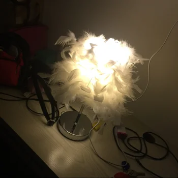 E27 Tvorivé LED abajur spálňa stolná lampa pierko posteľ vedúci svetlo teplé dievča spálňa nočná lampa darček k narodeninám vnútorné osvetlenie