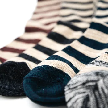 [EIOISAPRA]Etnické Štýl Japonsko Reto Pruhované Ponožky Ženy Elastická Bavlna Farebné Meias Tvorivé Ponožky Harajuku Calcetines Mujer