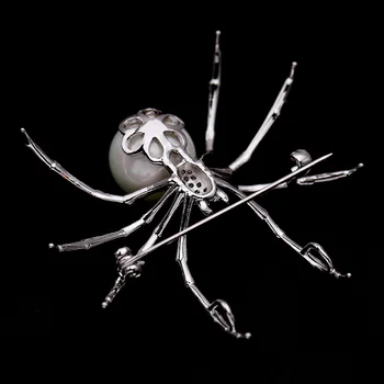 Fishion Vintage Intimated Pearl Telo Micro Pave CZ Hlavu Veľké Spider Brošňa Kolíky Ženy Šaty Broches 0908
