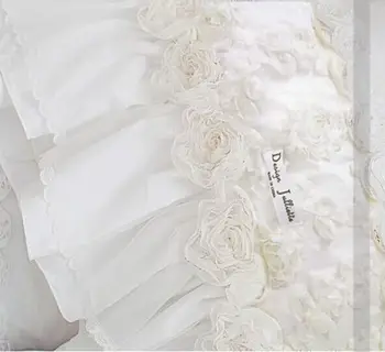 Horúce 4pcs/set Romantické biele čipky rose posteľná bielizeň nastaviť princezná obliečky kryt nastaví podstielka pre svadobné posteľná bielizeň luxusné spálne textilné
