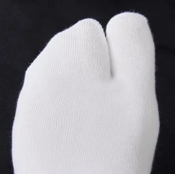 Japonský Mužov a Žien v Lete Bambusové Vlákno Dvoma Prstami Ponožky Čierne Kimono Flip Flop Sandále Split Ninjia Biela Tabi Prst Ponožky