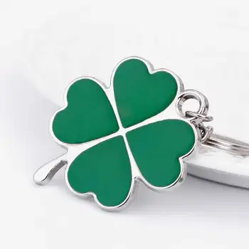 KISS MANŽELKA Nehrdzavejúcej Vysoko Kvalitný Zelený Listový Keychain Módne Tvorivé Krásne Four Leaf Clover Ocele Šťastie prívesok na Šperky