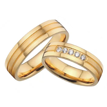 Klasické nový dizajn titán oceľové snubné prstene sľub výročie prstene, súpravy pre mužov a ženy, zlatá farba aliancií