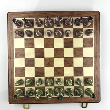 Klasické Zliatiny Zinku Šachové Figúrky póry dreva Rada Šachovej Hry Nastaviť S Kráľom Výške 6,7 cm Vonkajšie voľný Hry Vysokej Kvality Šach