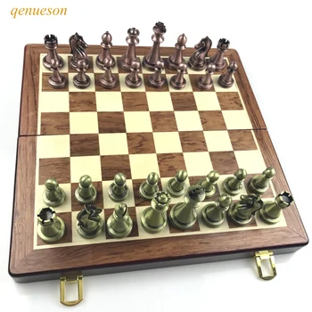 Klasické Zliatiny Zinku Šachové Figúrky póry dreva Rada Šachovej Hry Nastaviť S Kráľom Výške 6,7 cm Vonkajšie voľný Hry Vysokej Kvality Šach