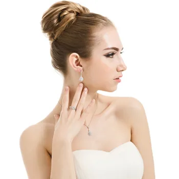 LUOTEEMI Model Lady Módne Mosadz Šperky, Svadobné Biele CZ Kameň Prispôsobiť Krúžok pre Ženy Bieleho Zlata-Farebná Svadobné Kapely