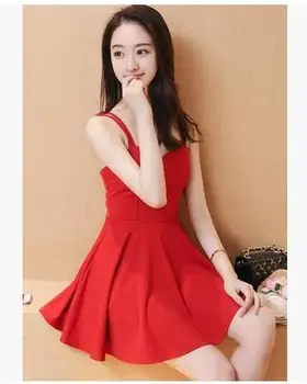 Malé čierne šaty temperament kórejská verzia jar a na jeseň nové kórejské ženy sexy nočný klub bez ramienok šaty bez ramienok