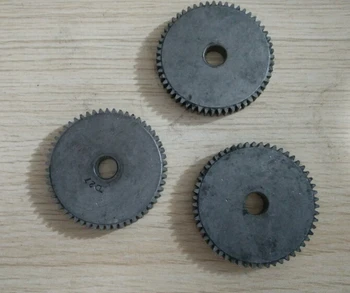 Metal gear 0.8 die 55 zuby 8mm centrálnym otvorom 4.5 priemer 0,5 cm hrúbka