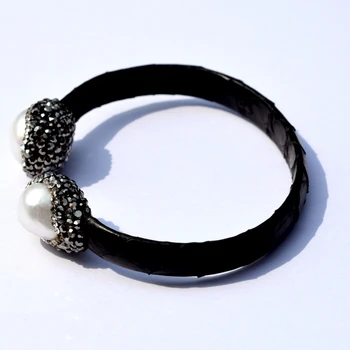 Móda elegantné kožené perlový náramok čiernej snakeskin drahokamu putá náramok náramky