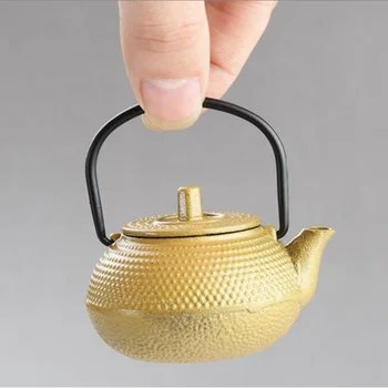 Nové 50ml Mini Žehlička Kanvica liatiny Kanvica Malý Hrniec Zlata Kung Fu Čaj Sady Čaj Pet Domáce Dekorácie, Darčeky