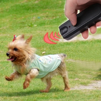 Nové LED Ultrazvukové Psa Repeller Anti-Kôra Agresívny Pes, Pet Zvierat Repelenty Štekať Stop Vyhnať Odstrašujúci Vlak Zariadenie C42