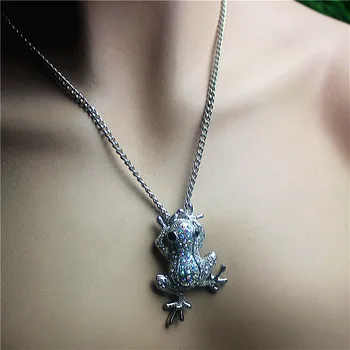 Nové módne nádherné ženské šperky veľkoobchod dievčatá narodeninovej party krásne zviera žaba prívesok náhrdelník, aby sa zabránilo doprava