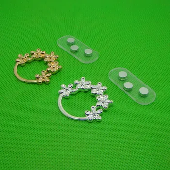 NOVÉ revidované kovové kvety kvetinové kúzlo okuliare držiteľ magnetc brošňa ornament módne šperky 6pcs veľa