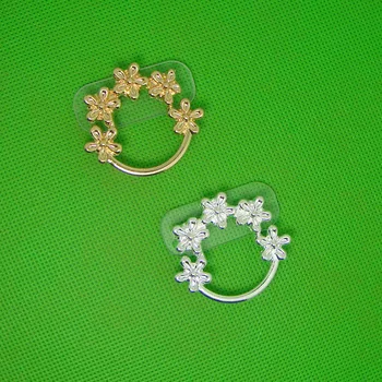 NOVÉ revidované kovové kvety kvetinové kúzlo okuliare držiteľ magnetc brošňa ornament módne šperky 6pcs veľa