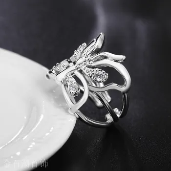 Nové strieborné pozlátené ŽENY lady roztomilý svadobné party hot darček módne kúzlo crystal duté motýľ krúžok sladký štýl R035