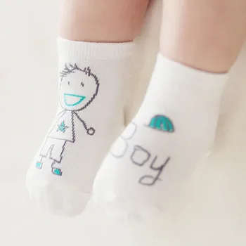 Nový 2017 Dievčatá A Chlapci Detí Pohodlia A Vysokej Kvality Roztomilý Asymetrický Cartoon Poschodí Anti-slip Krátke Ponožky