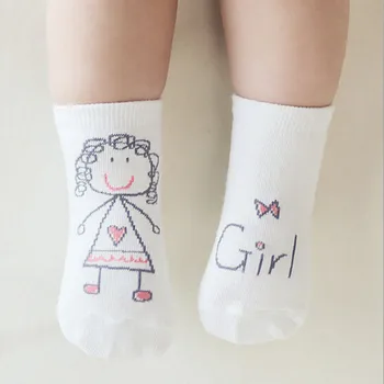 Nový 2017 Dievčatá A Chlapci Detí Pohodlia A Vysokej Kvality Roztomilý Asymetrický Cartoon Poschodí Anti-slip Krátke Ponožky