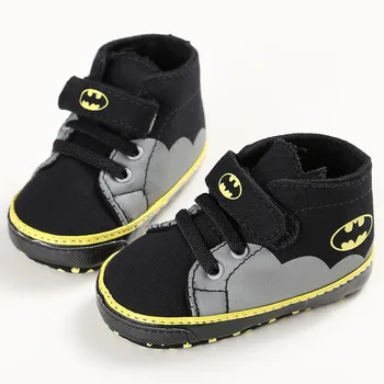 Nový Batman Baby Kombinézach Trojuholník Lezenie Bunda + HAT + Nohy Zahŕňa Detí Lezenie Vyhovovali Detské Oblečenie