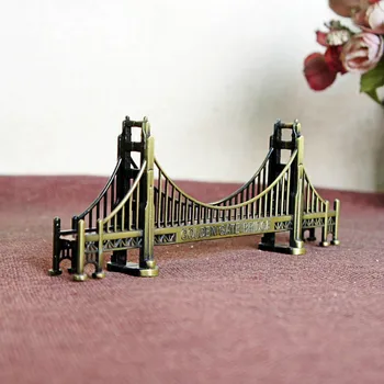 NÁS Golden Gate Bridge Socha Model Pokovovanie Práce cestovného Ruchu Suvenírov Narodeninám Domáce Dekorácie Príslušenstvo