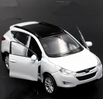 Predaj Vysokej simulácia moderné Tucson model ix35 hračky, 1: 36 rozsahu zliatiny vytiahnuť späť modelu auta, 2 otvorte dvere, doprava zdarma