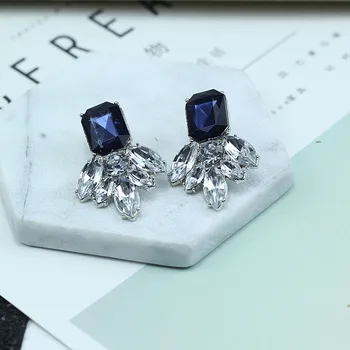 Pôvodné Cena Vintage Náušnice 2017 Nové Retro crystal jednoduché stud náušnice Ženy Šperky Brincos e046